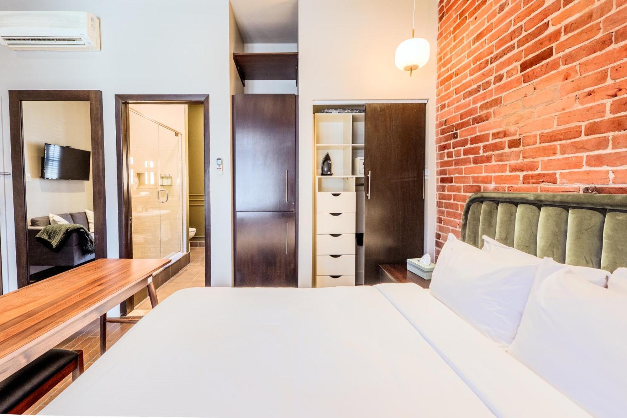 Self Check-In Boutique Hotel - Quartier Latin - Room 101 몬트리올 외부 사진
