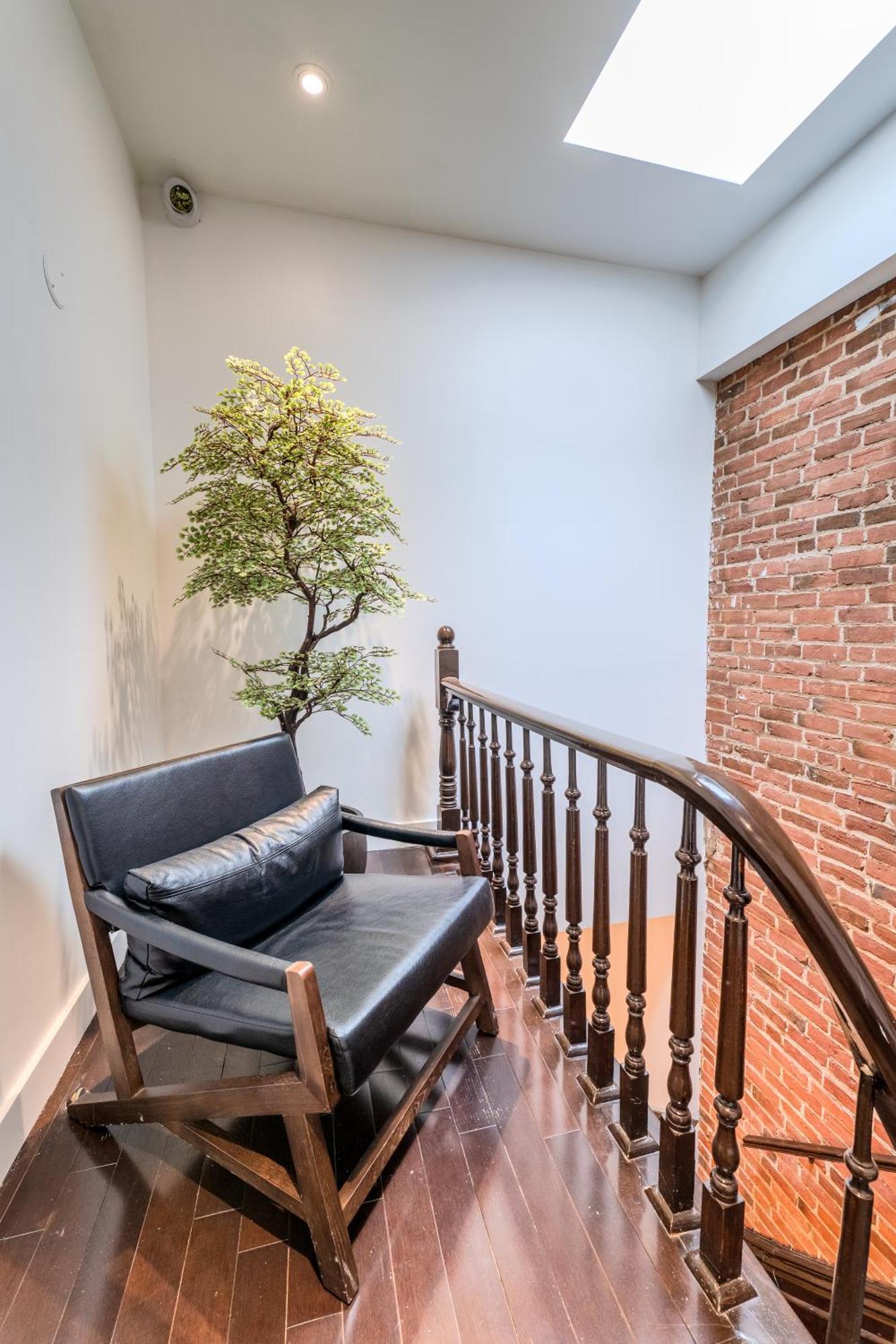 Self Check-In Boutique Hotel - Quartier Latin - Room 101 몬트리올 외부 사진
